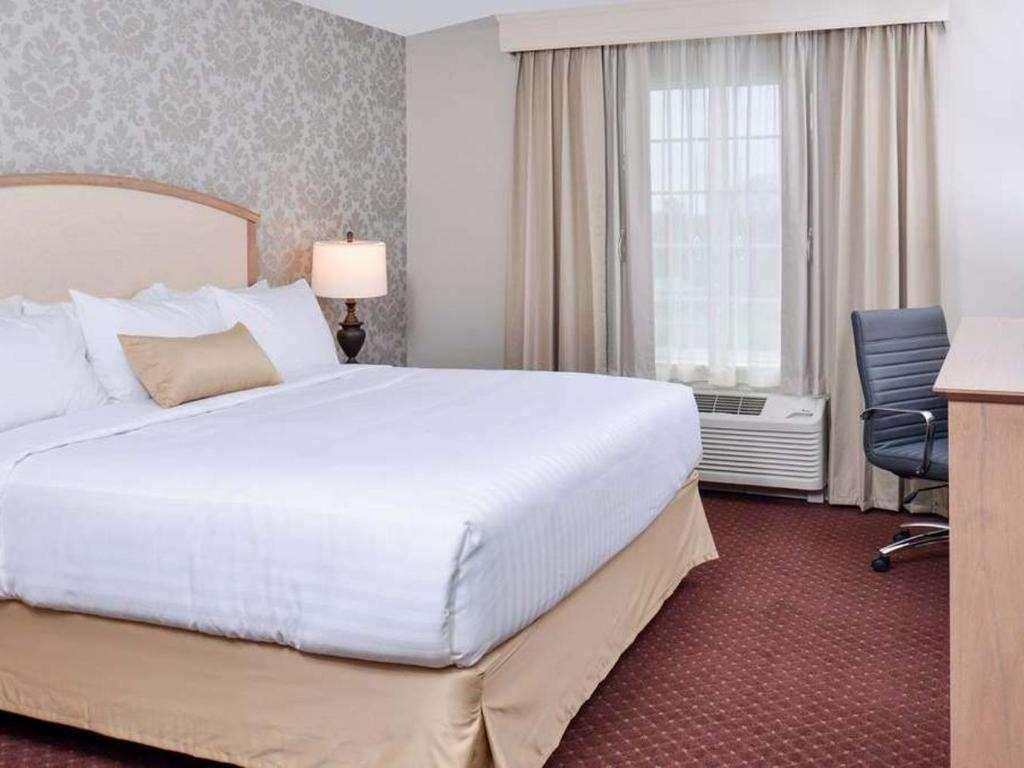 Appomattox Inn And Suites Δωμάτιο φωτογραφία